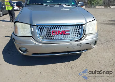 2002 GMC Envoy Slt from USA, damaged, VIN 1GKDT13S722449683